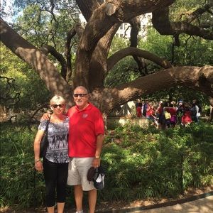 Meet your Posher, Sharon